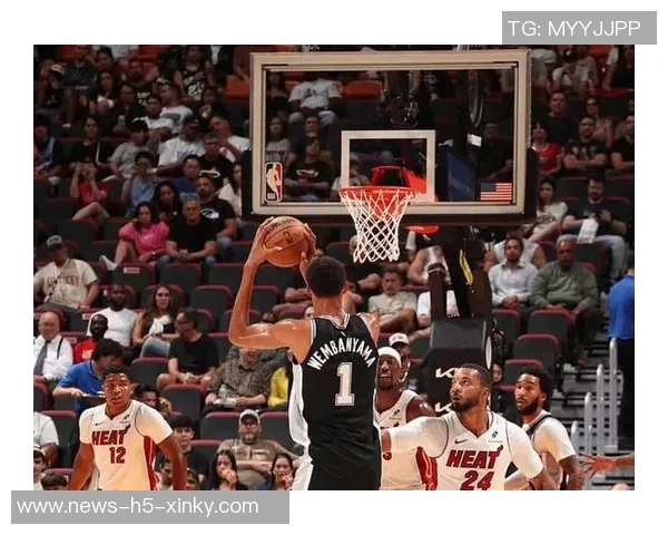 马刺对文班的出场时间限制严苛关键时刻也不例外的深层原因分析