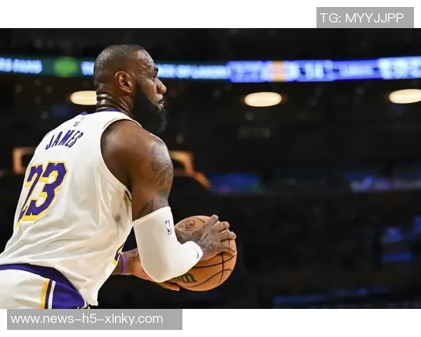 八村塁与艾顿表现差异显著詹姆斯末节防守助球队锁定胜局