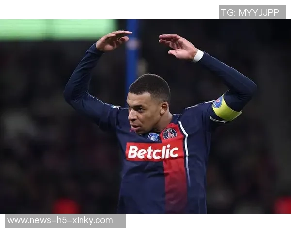 EA年度最佳蓝11人揭晓姆巴佩担任队长登贝莱与努诺门德斯获97分最高评分