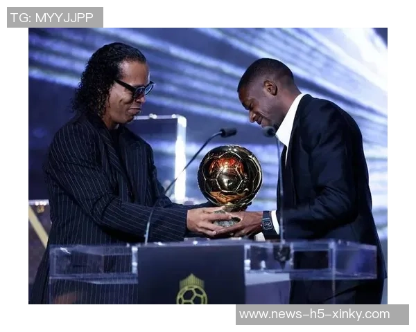 EA年度最佳蓝11人揭晓姆巴佩担任队长登贝莱与努诺门德斯获97分最高评分 EA年度最佳蓝11人揭晓姆巴佩担任队长登贝莱与努诺门德斯获97分最高评分